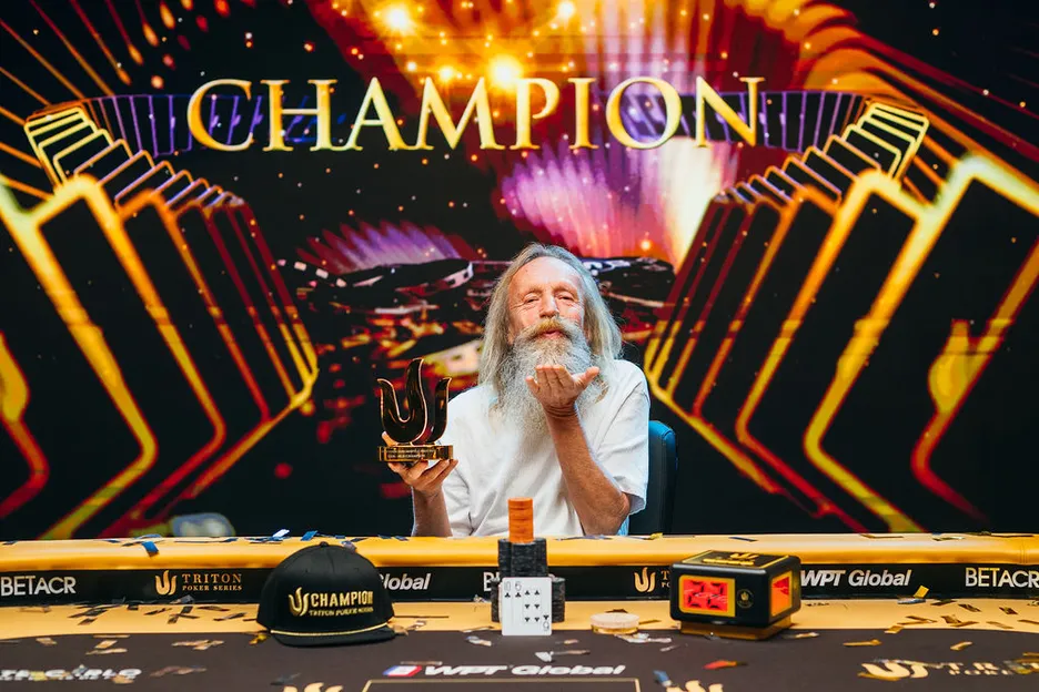 Vladimir Korzinin 在 Triton Poker 赛场上。