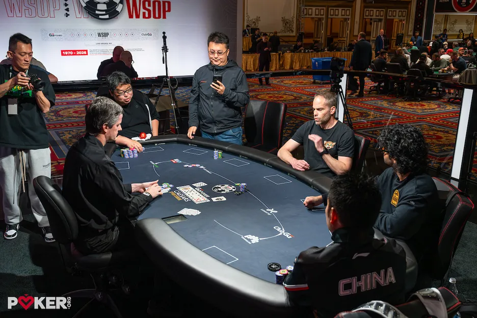 这场 $5,000 无限注德州扑克决赛桌是全新 WSOP 竞技场中的首张决赛桌