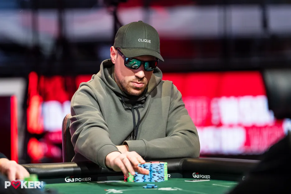 WSOP主赛事Pick 3精选：Artur Martirosian构建巨型筹码